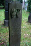 Jever Friedhof 401.jpg (73410 Byte)