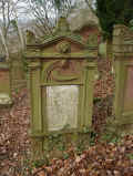 Reistenhausen Friedhof 126.jpg (106793 Byte)
