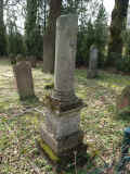 Hungen Friedhof 176.jpg (122625 Byte)