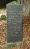 Heusenstamm Friedhof 194.jpg (100780 Byte)
