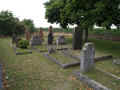 Hochheim aM Friedhof 174.jpg (105725 Byte)