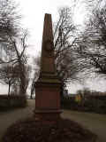 Heldenbergen Friedhof 174.jpg (110619 Byte)