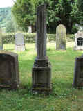 Enkirch Friedhof 185.jpg (123874 Byte)