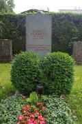 Gauting Friedhof 161.jpg (160521 Byte)
