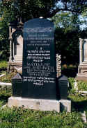 St Wendel Friedhof 157.jpg (94382 Byte)