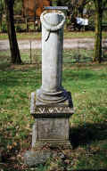 Assenheim Friedhof PICT0089A5_4V.jpg (193322 Byte)