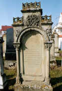 Oettingen Friedhof 103.jpg (66722 Byte)