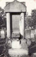 Bad Kissingen Friedhof BR 5-9.jpg (82851 Byte)