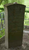 Schwaan Friedhof P1010342.jpg (267572 Byte)