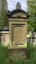 Bad Kissingen Friedhof R 8-12.jpg (207650 Byte)