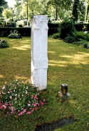 Neu-Ulm Friedhof 101.jpg (77607 Byte)