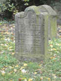 Deidesheim Friedhof 107.jpg (88986 Byte)