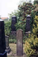 Jever Friedhof 104.jpg (63016 Byte)