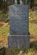 Puderbach Friedhof 428.jpg (187596 Byte)